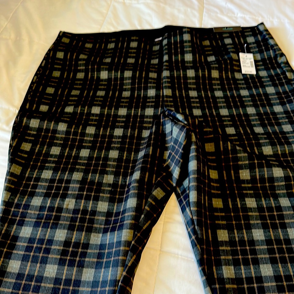 Maurice’s Size 22W Regular pants